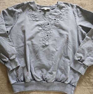 Solitaire Gray Embroidered Crewneck L
